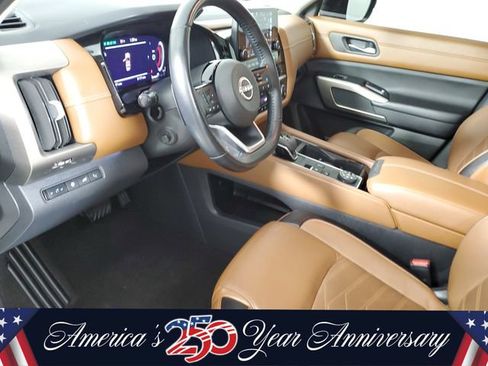 Used 2023 Nissan Pathfinder Platinum w/ Cargo Package AWD/4WD image 21