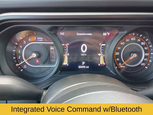Used 2024 Jeep Wrangler Unlimited Rubicon AWD/4WD image 14