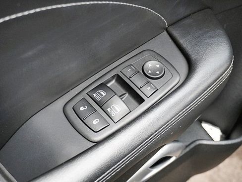 Used 2017 Dodge Challenger R/T Scat Pack image 19