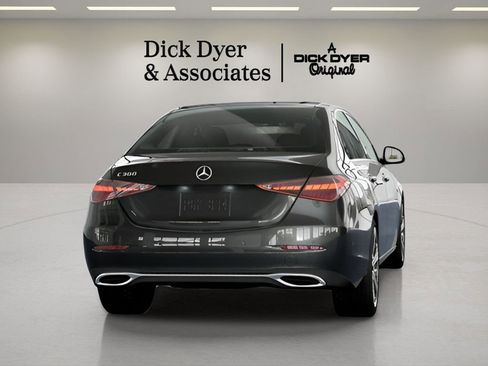 Used 2025 Mercedes-Benz C 300 Sedan image 13