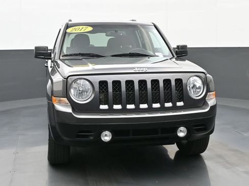 Used 2017 Jeep Patriot Sport image 8