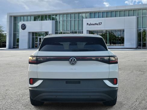 Used 2023 Volkswagen ID.4 S image 5