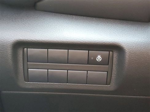 Certified 2023 Nissan Kicks SR w/ SR Premium Package image 25