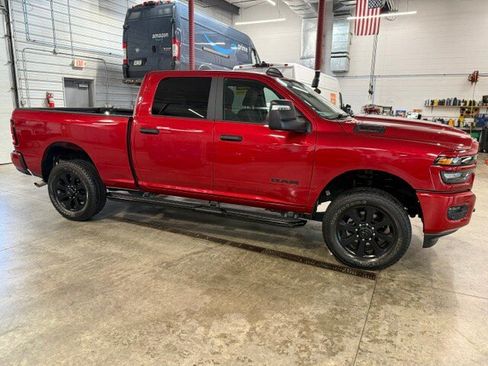 Used 2026 RAM 2500 Big Horn AWD/4WD image 5