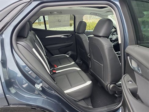 New 2026 Buick Envision Sport Touring image 32