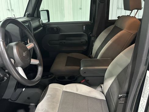 Used 2010 Jeep Wrangler Unlimited Sahara w/ Trailer Tow Group image 16