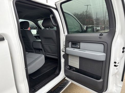 Used 2012 Ford F150 XLT w/ XLT Chrome Pkg image 40