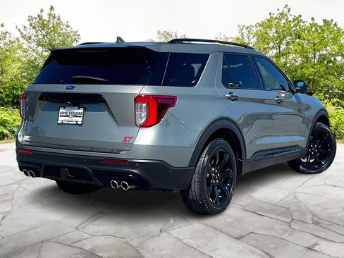 Used 2020 Ford Explorer ST w/ ST Street Pack image 13