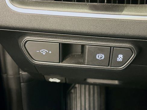 Used 2025 Kia K4 LXS image 17