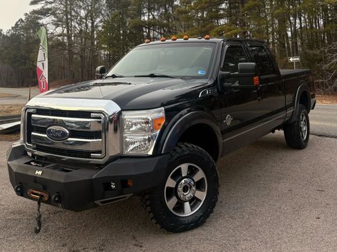 Used 2016 Ford F350 Lariat w/ Lariat Ultimate Package image 2