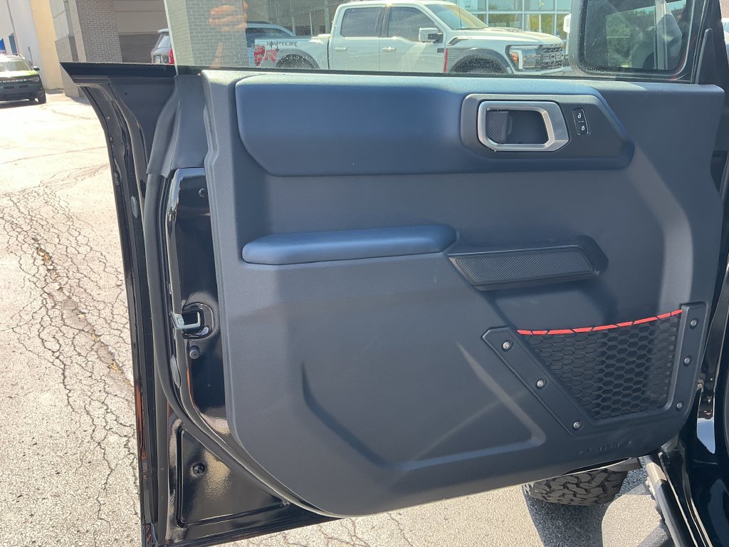 New 2026 Ford Bronco Raptor w/ Interior Carbon Fiber Pack AWD/4WD image 23