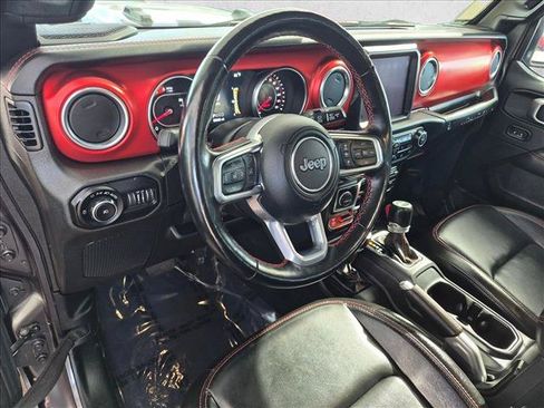Used 2021 Jeep Wrangler Unlimited Rubicon w/ Dual Top Group AWD/4WD image 10