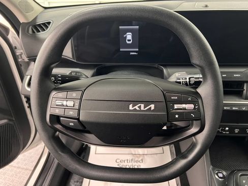 Used 2025 Kia K4 FWD image 36