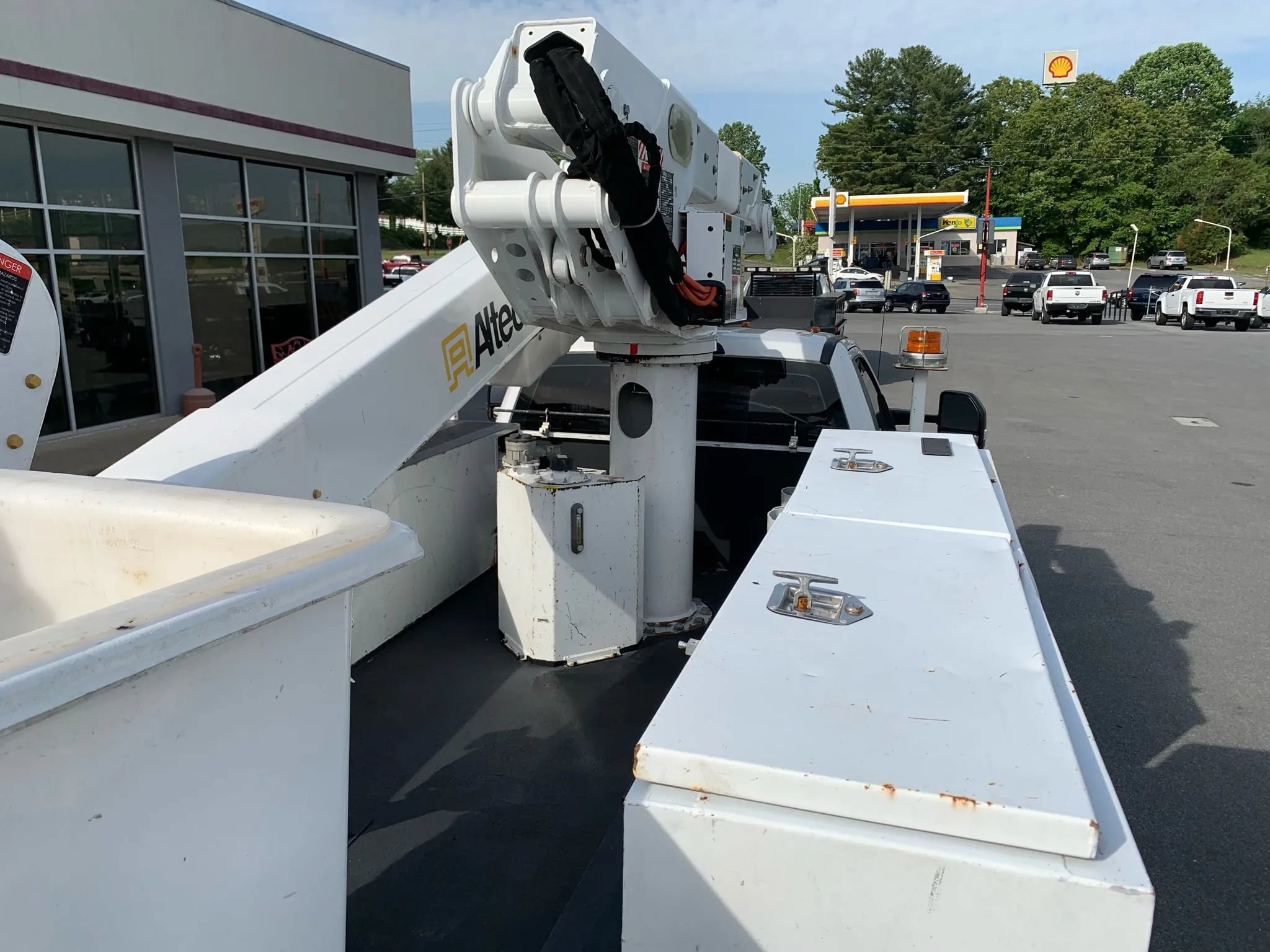 Used 2019 Ford F550 4x4 Regular Cab Super Duty image 27