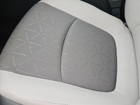 New 2025 Toyota RAV4 XLE image 4