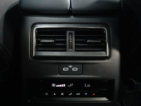 Used 2024 MAZDA CX-90 Plug-In Hybrid w/ Premium Pkg AWD/4WD image 39