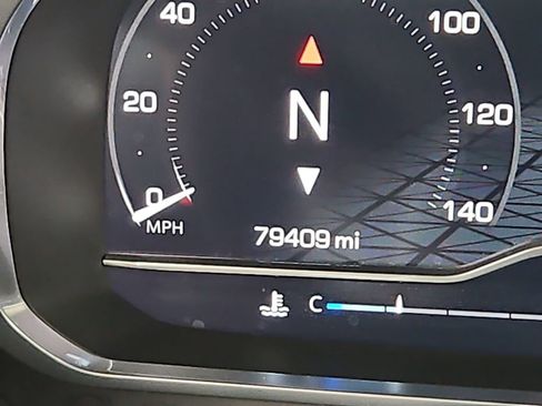 Used 2023 GMC Yukon XL AT4 w/ AT4 Premium Plus Package image 18