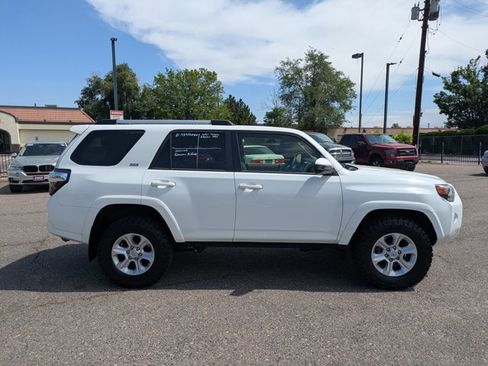 Used 2021 Toyota 4Runner SR5 AWD/4WD image 4