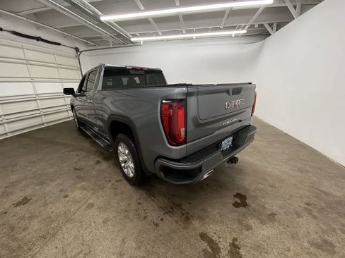 Used 2021 GMC Sierra 1500 Denali w/ Technology Package image 4