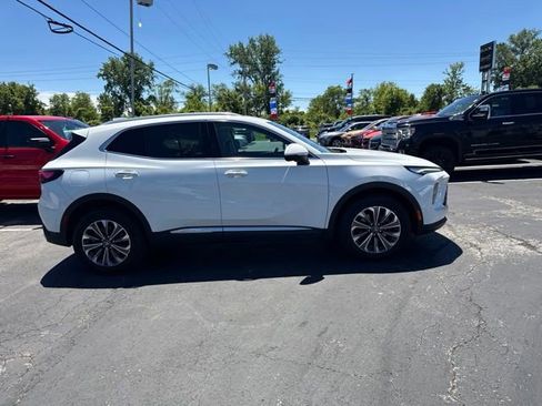 Used 2024 Buick Envision Preferred AWD/4WD image 3