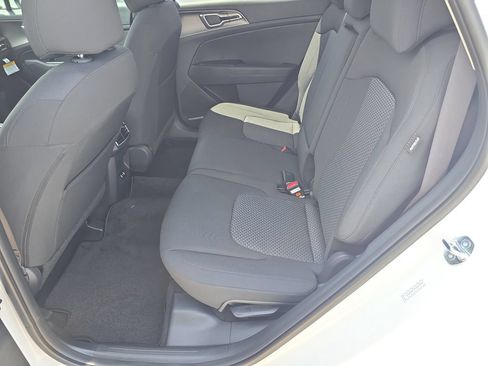New 2026 Kia Sportage LX FWD image 16