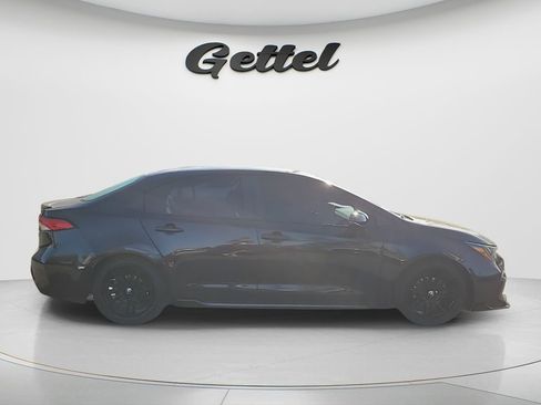 Used 2021 Toyota Corolla SE image 6