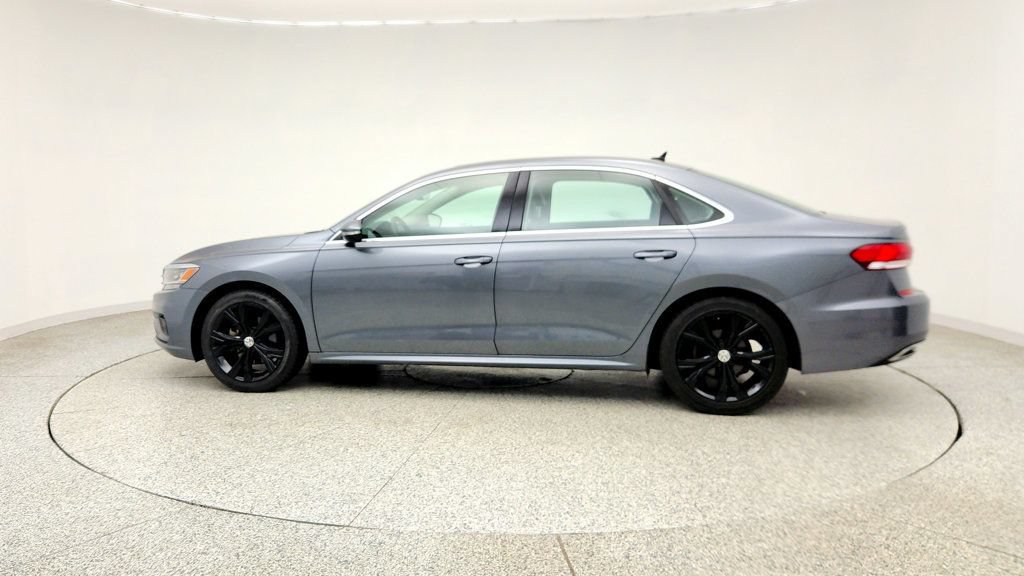 Used 2022 Volkswagen Passat 2.0T SE FWD image 8