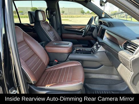 Used 2024 GMC Yukon XL Denali Ultimate AWD/4WD image 35