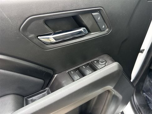 Used 2023 Chevrolet Colorado LT image 20