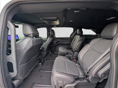 New 2026 Toyota Sienna Limited image 15