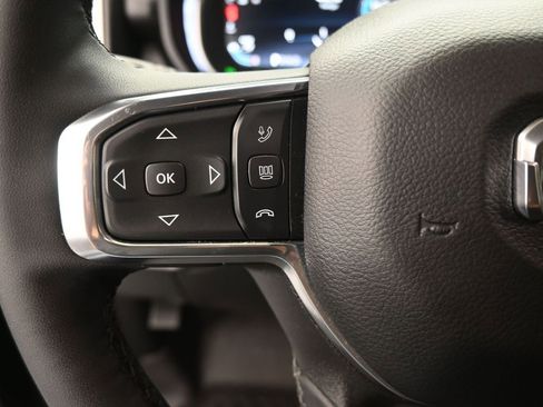 Used 2025 RAM 2500 Laramie image 28