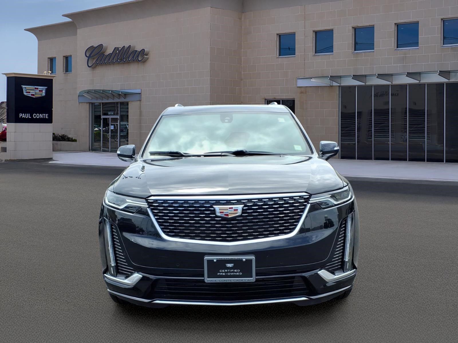 Certified 2024 Cadillac XT6 Luxury AWD/4WD image 2