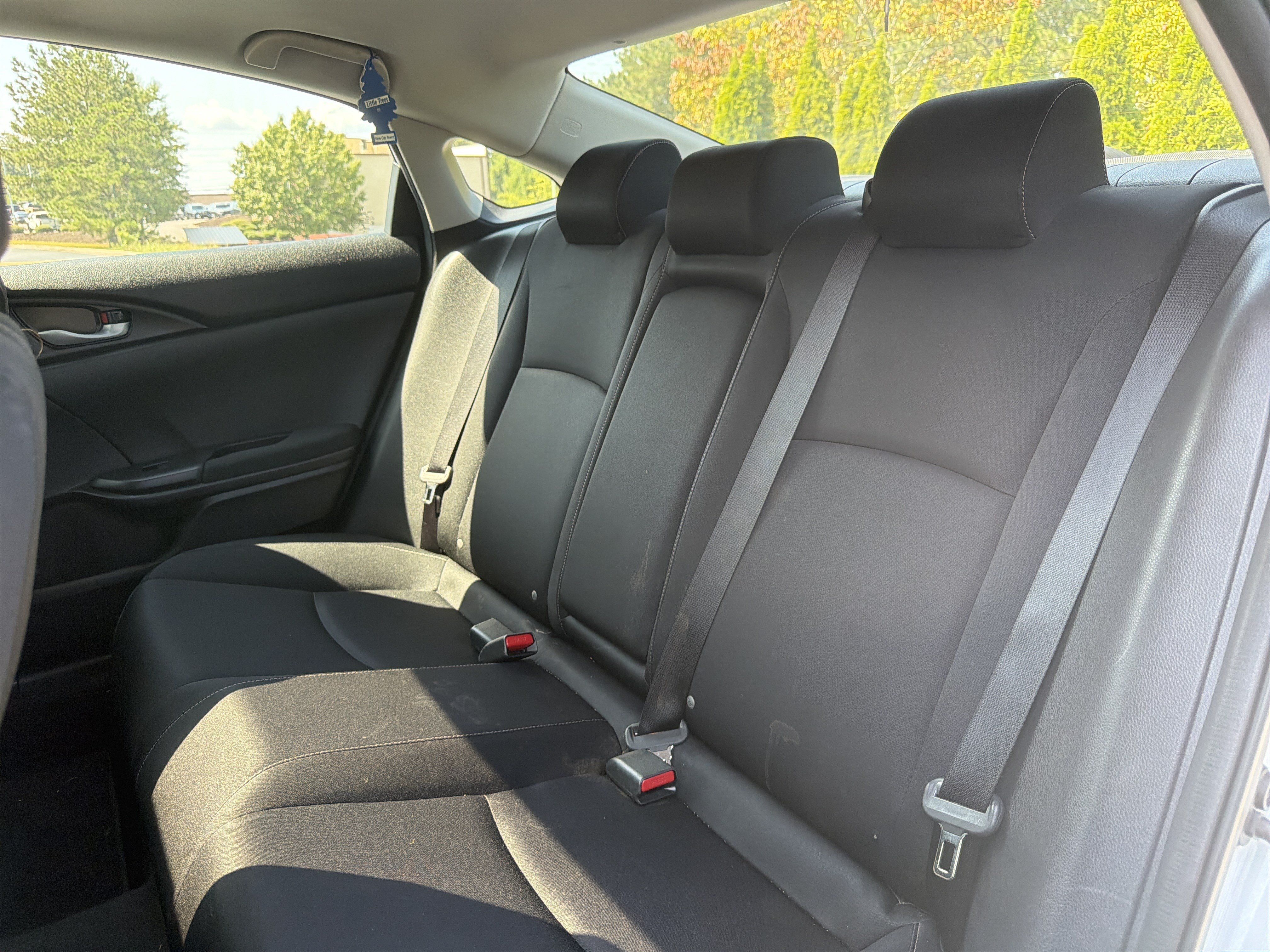 Used 2019 Honda Civic EX image 9