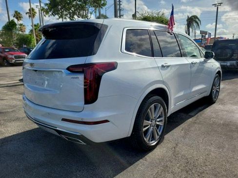 Used 2023 Cadillac XT6 Premium Luxury FWD image 8