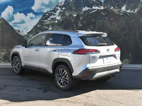 New 2026 Toyota Corolla Cross XLE image 3