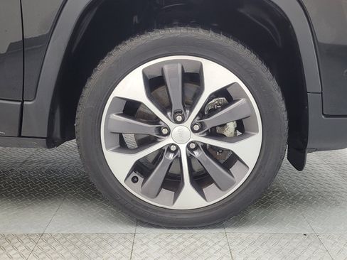 Used 2022 Jeep Cherokee Limited w/ Elite Package image 31