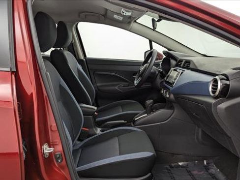 Used 2025 Nissan Versa SV image 21