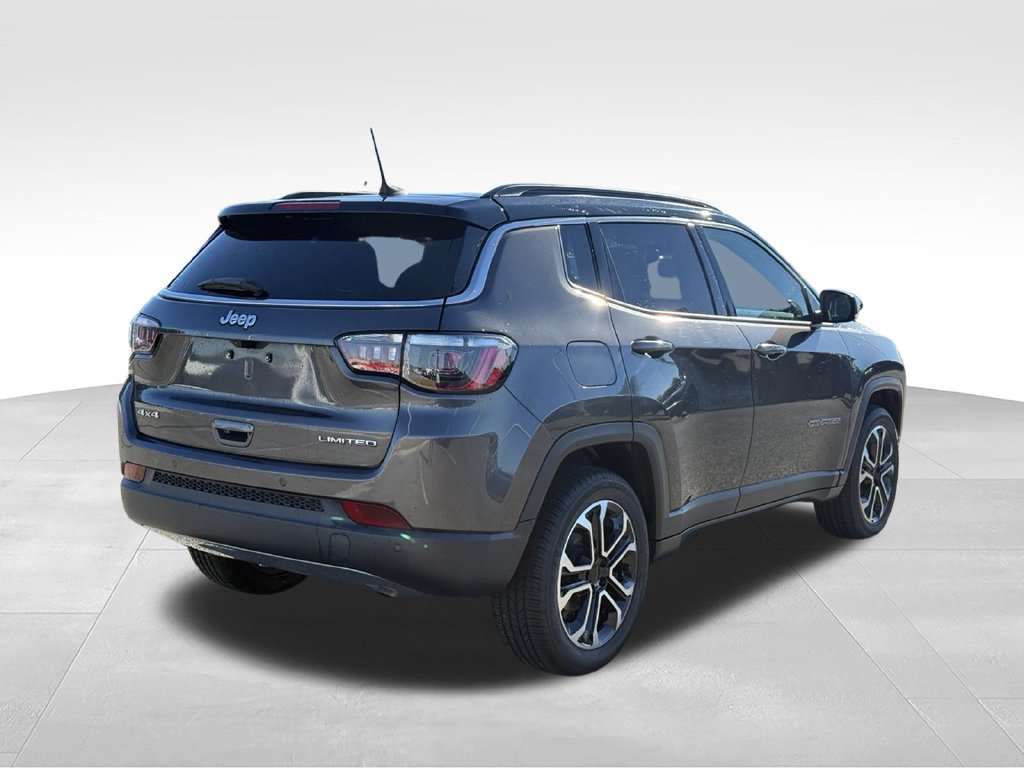 Used 2024 Jeep Compass Limited AWD/4WD image 27