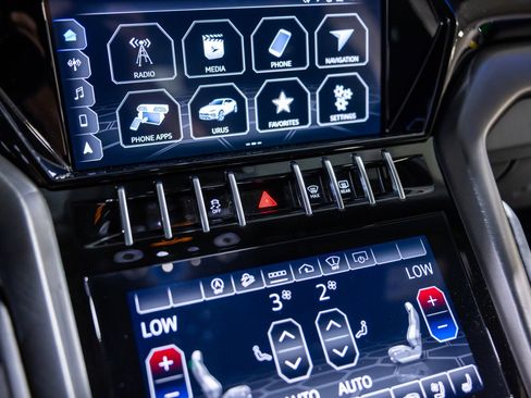 Used 2022 Lamborghini Urus image 42