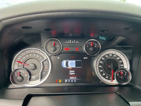 Used 2020 RAM 1500 Classic SLT w/ Luxury Group image 24