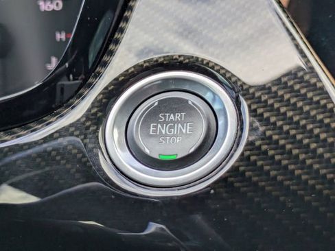 Used 2023 Cadillac XT6 Sport w/ Technology Package image 35