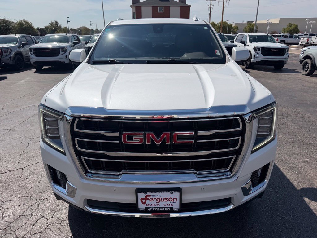 Used 2022 GMC Yukon SLT w/ SLT Luxury Package AWD/4WD image 9