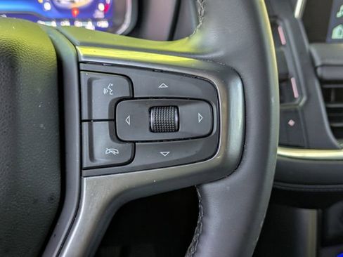 Used 2024 Chevrolet Suburban LT w/ Luxury Package image 30