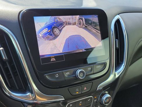 Used 2024 Chevrolet Equinox Premier FWD image 22
