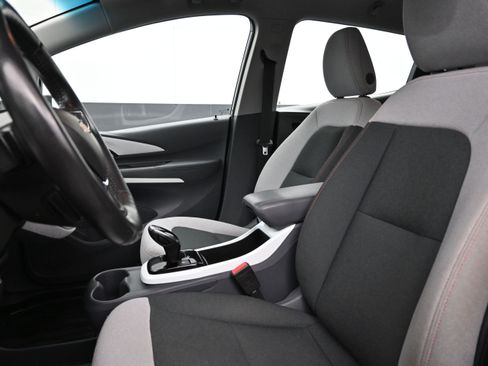 Used 2020 Chevrolet Bolt LT FWD image 11