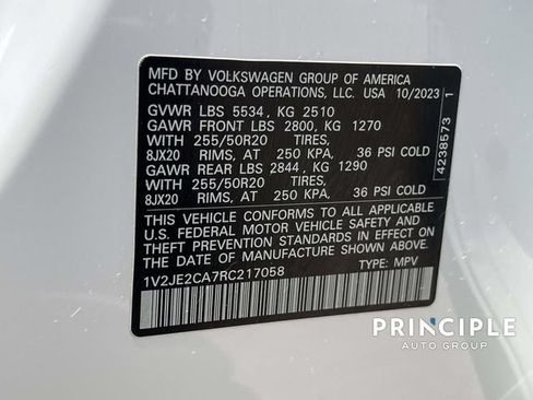 Certified 2024 Volkswagen Atlas Cross Sport SE FWD image 36