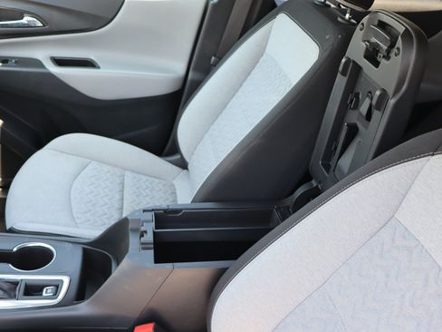 Used 2022 Chevrolet Equinox LT FWD image 30