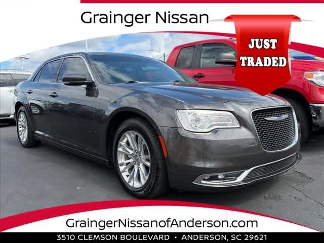 Used 2021 Chrysler 300 Touring L RWD image 1