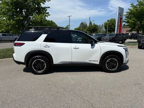 Certified 2026 Nissan Pathfinder Rock Creek AWD/4WD image 6