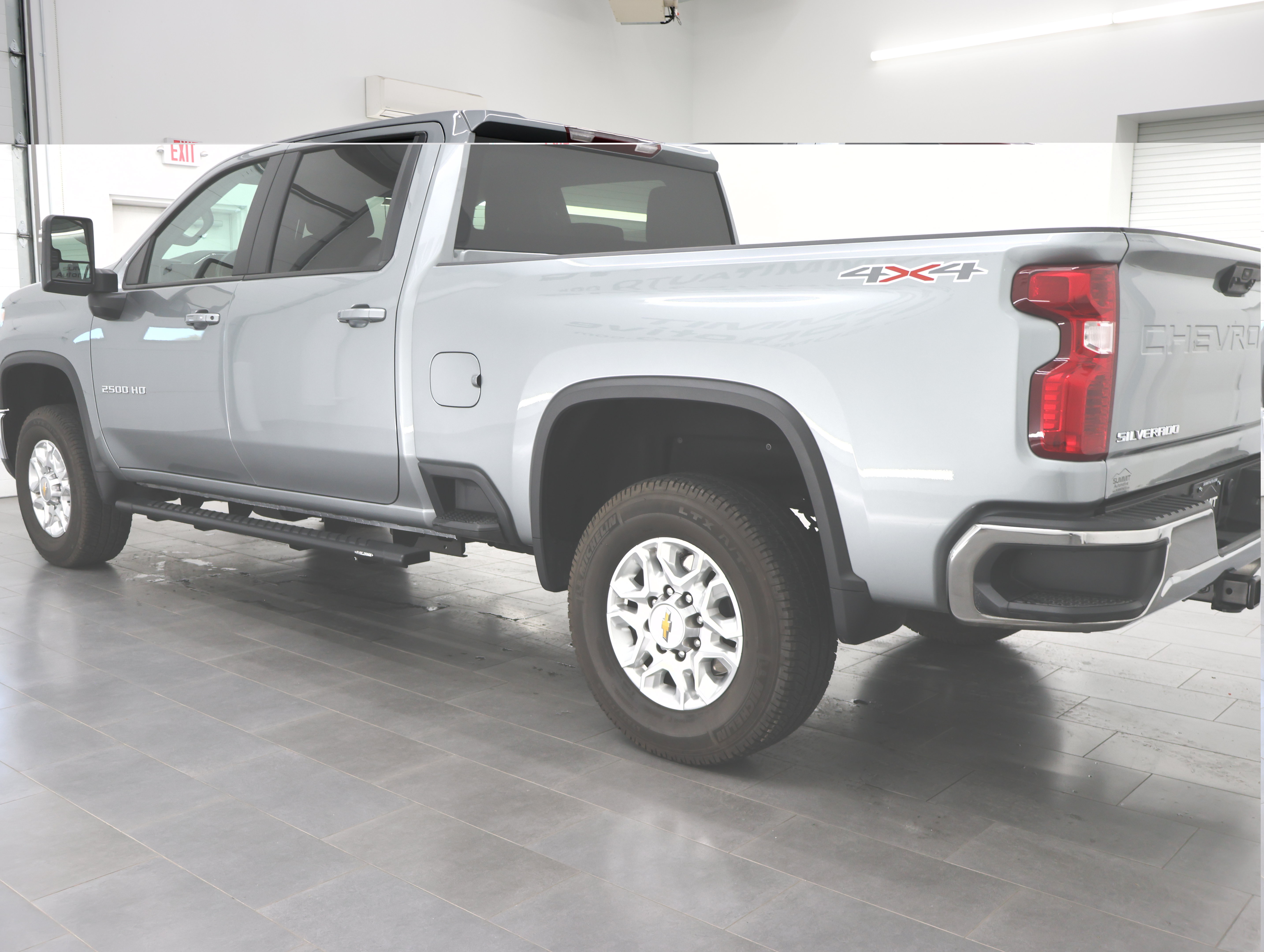 Used 2026 Chevrolet Silverado 2500 LT AWD/4WD image 6